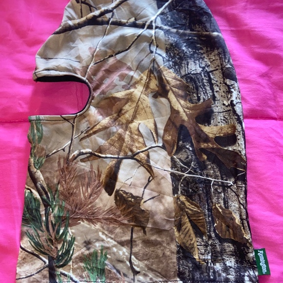 REMINGTON - Picture 2 of 5